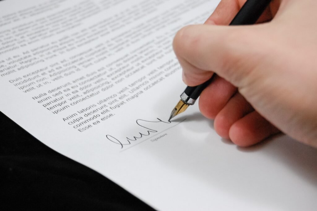 Comparing Shareholders' Agreements and Articles of Association