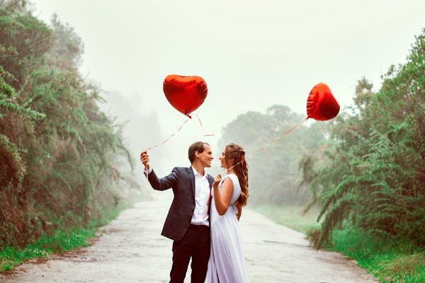 Discover heartfelt Valentine's Day social media post ideas. Connect with your audience and share the love with creative and engaging content.