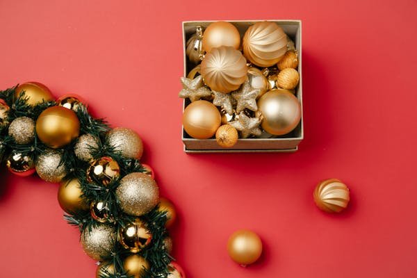 Get inspired with festive marketing ideas for December to engage your audience, boost sales, and enhance your holiday promotions.